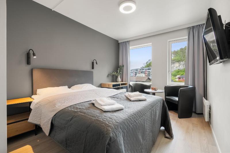 Standard Double Room image 1