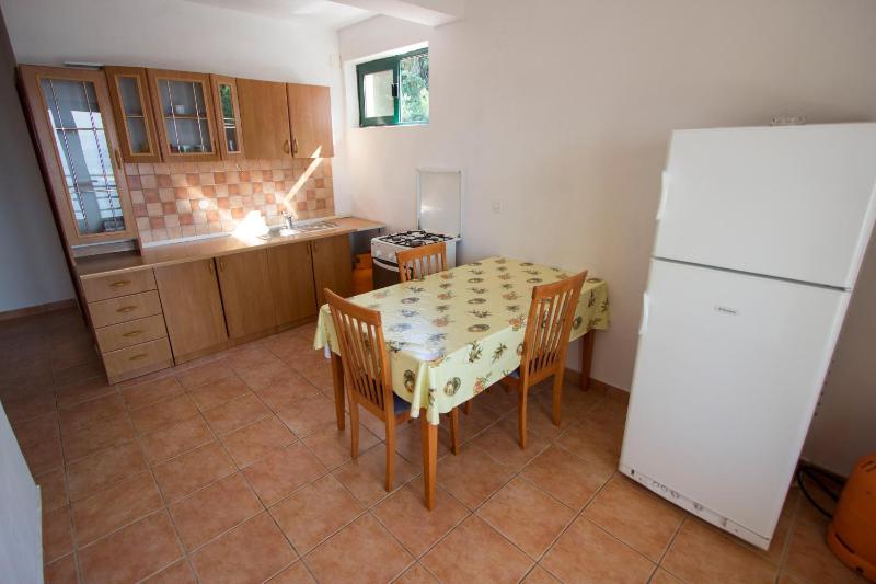 Two-Bedroom Apartment with Terrace and Sea View image 3