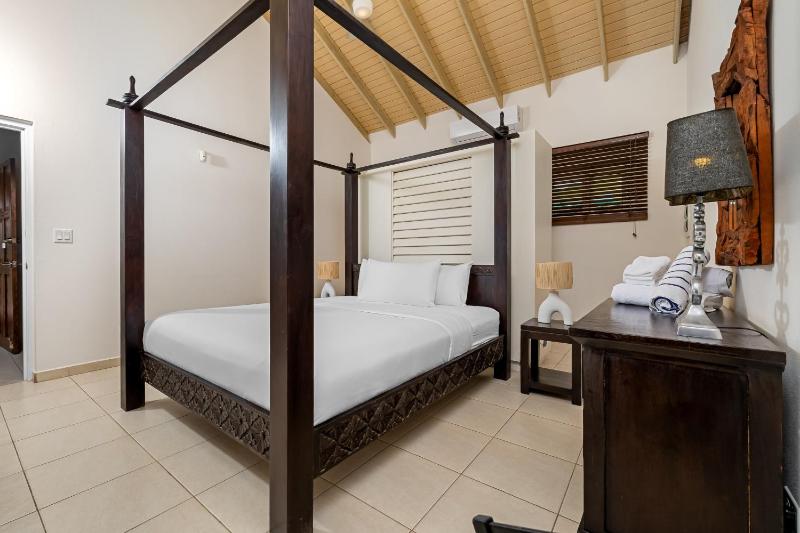 5BR Villa Vista with Exclusive Pool by Bocobay - image 7