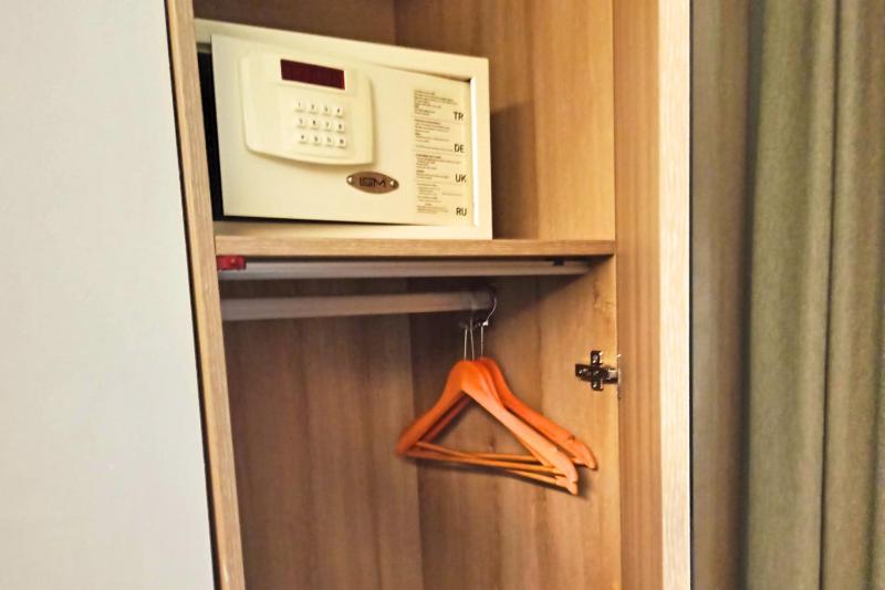 Two-Bedroom Suite image 2