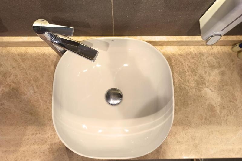 Standard  Double Room image 2