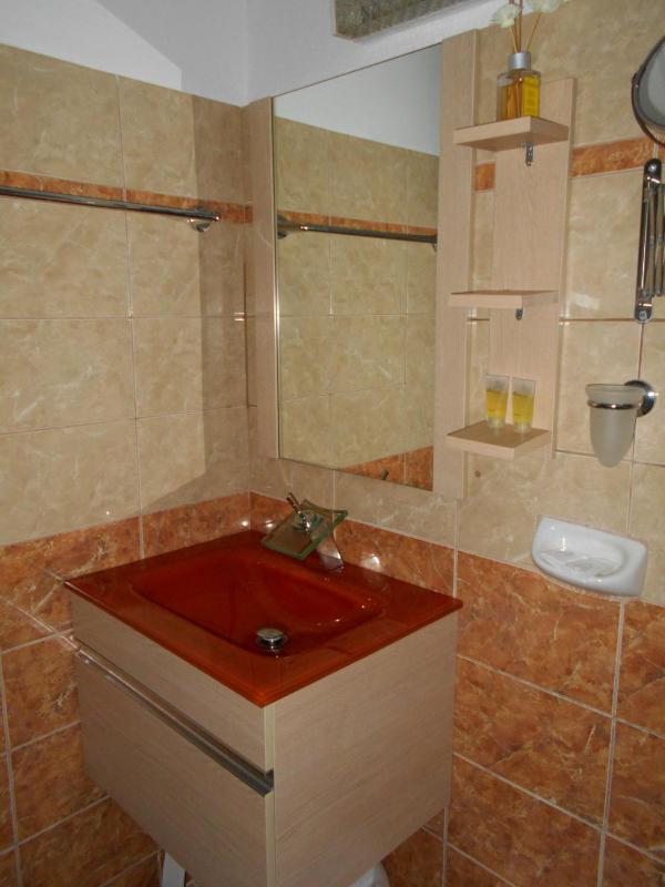 Twin Room with Pool View image 3