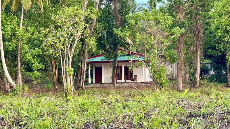 Mendis Villa - image 15
