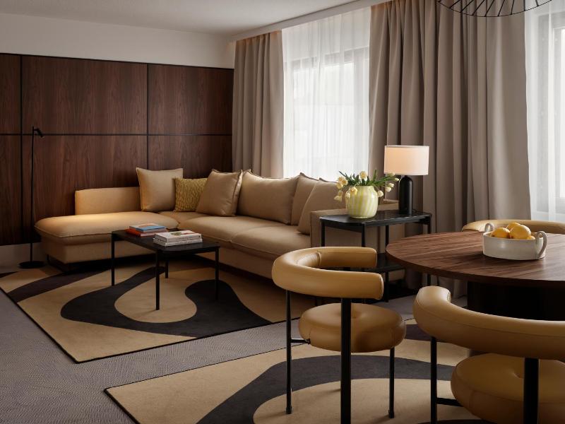 Suite with City View image 1