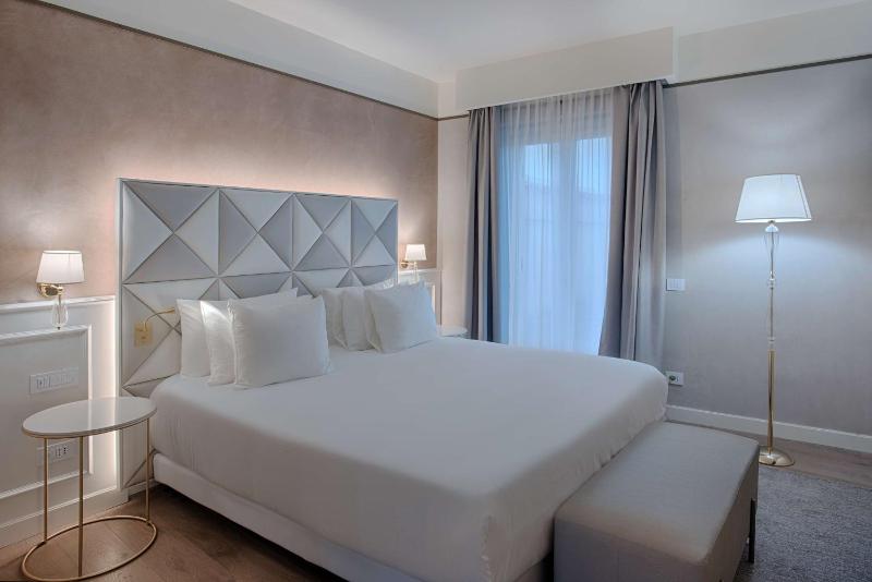 Superior Single Room image 1