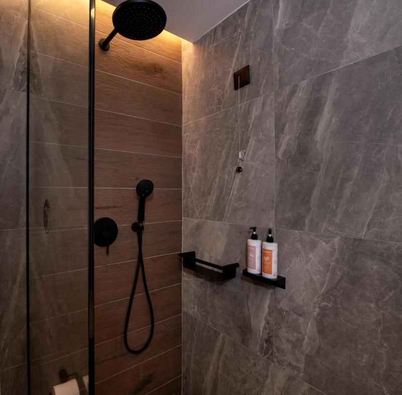 Suite with Private Pool image 3