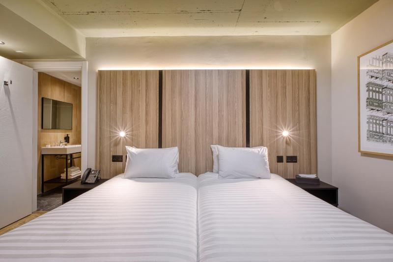 VITA Hotel & Rooftop - image 9