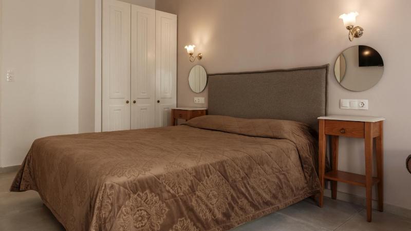 Standard Triple Room image 3