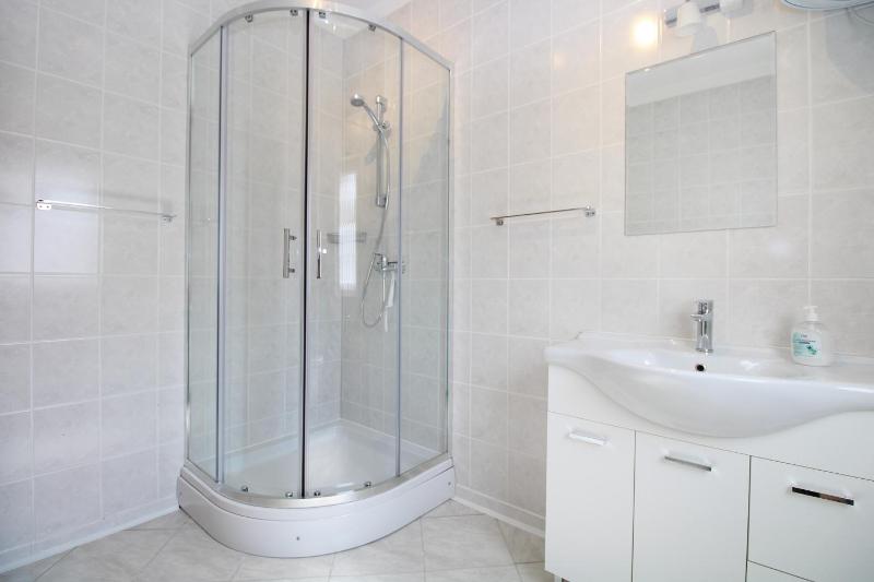 Apartment Bozana 1840 - image 11