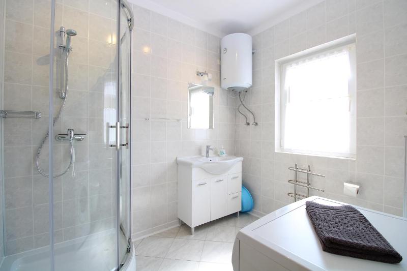 Apartment Bozana 1840 - image 10
