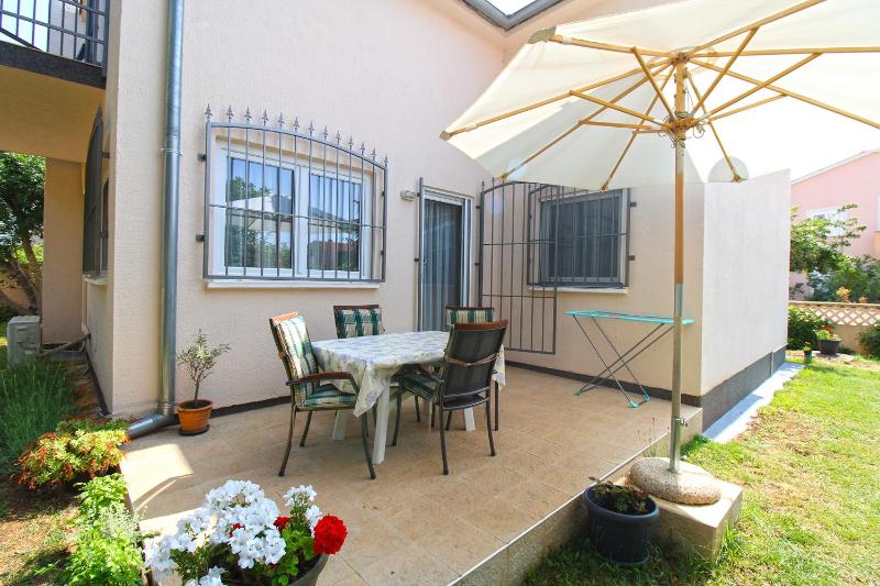 Apartment Bozana 1840 - image 9