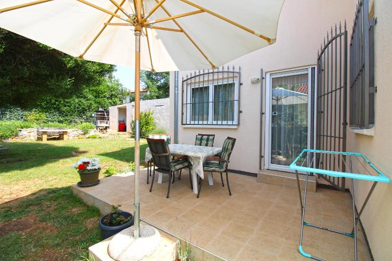 Apartment Bozana 1840 - image 13