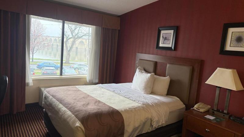 Queen Room with Two Queen Beds image 4