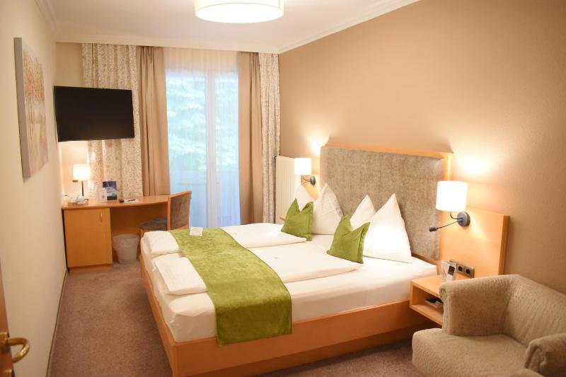 Standard Double Room image 1