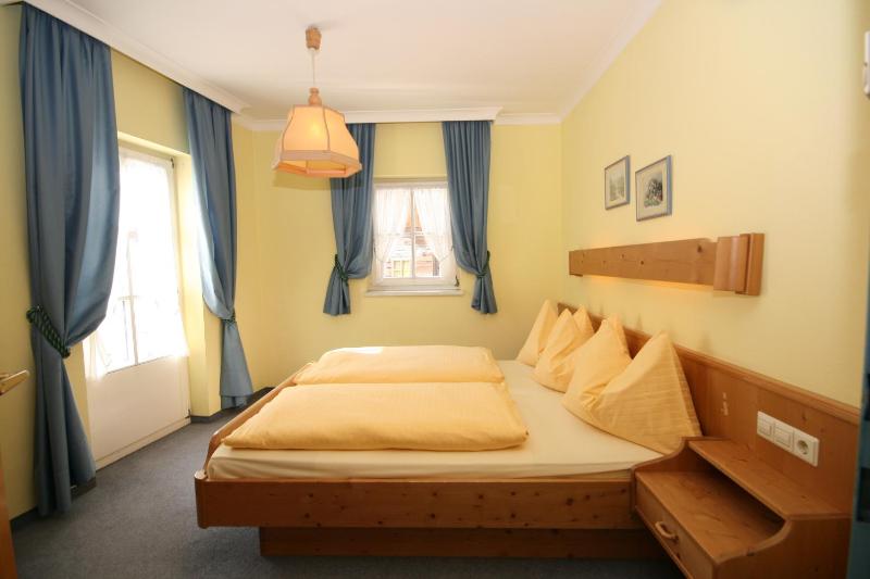 Three-Bedroom Apartment (7 Adults) image 1