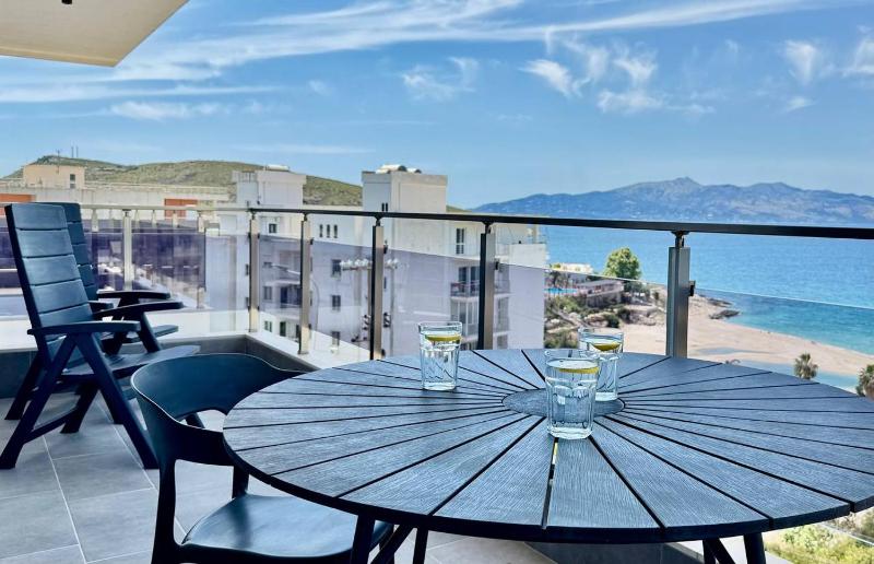 FATHOM Sea View Apartment - image 6