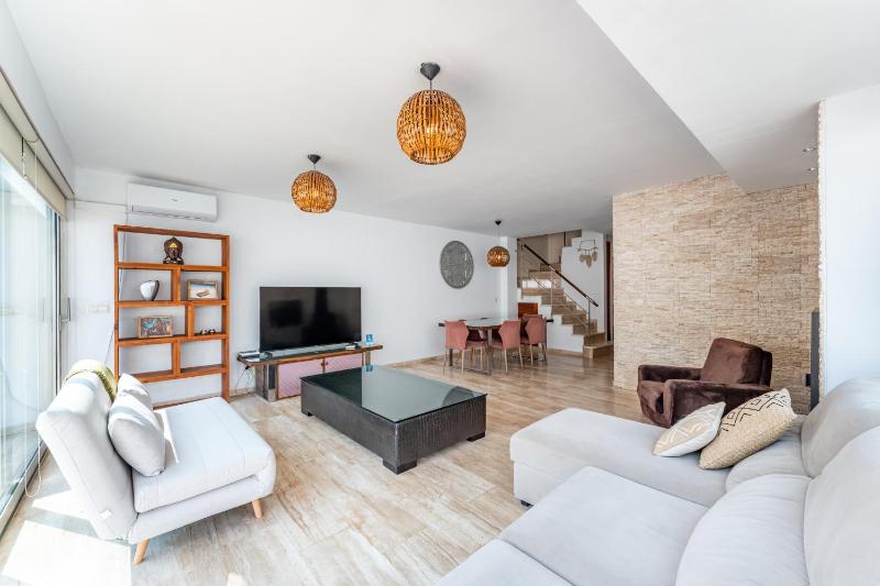 VB Camelia 4BR Villa by the beach - image 27