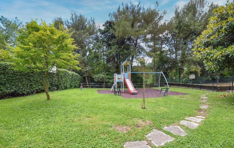 1 Bedroom Cozy Apartment In Rapallo - image 3