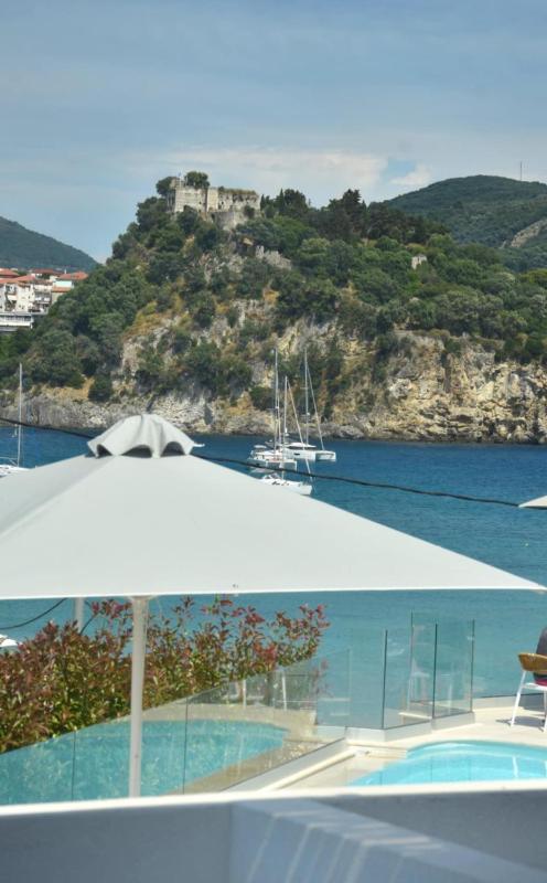 Alboro seaside suites - image 31