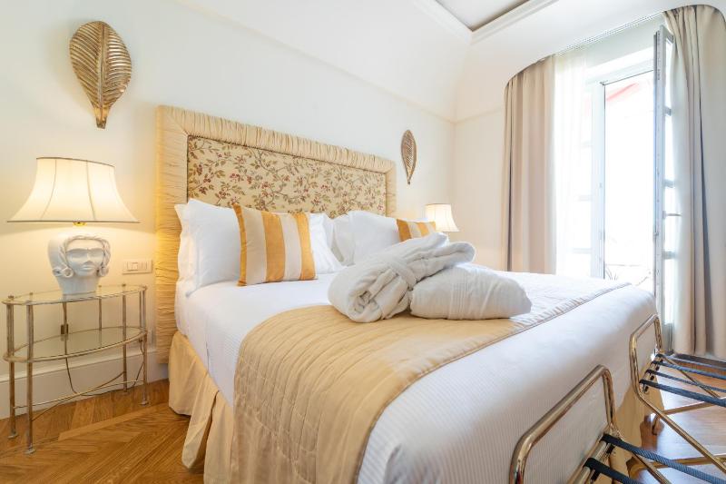 Superior Double or Twin Room image 3