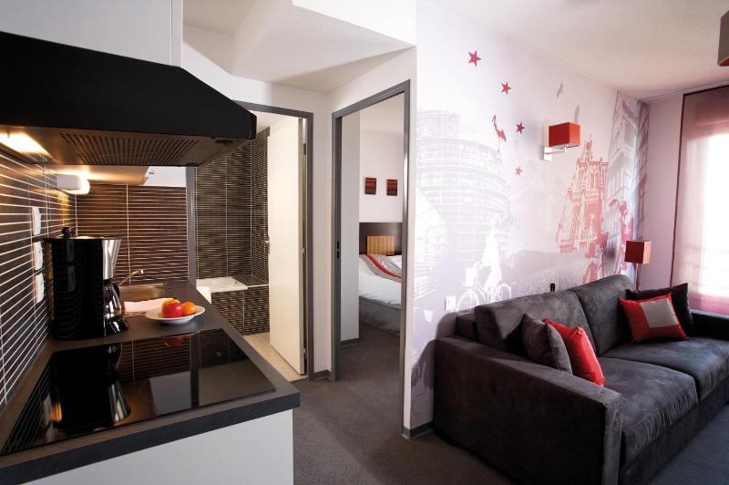 One-Bedroom Apartment (4 Adults) image 1