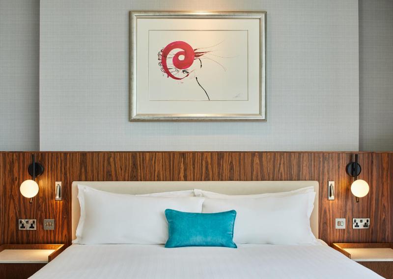 Executive King Room image 4