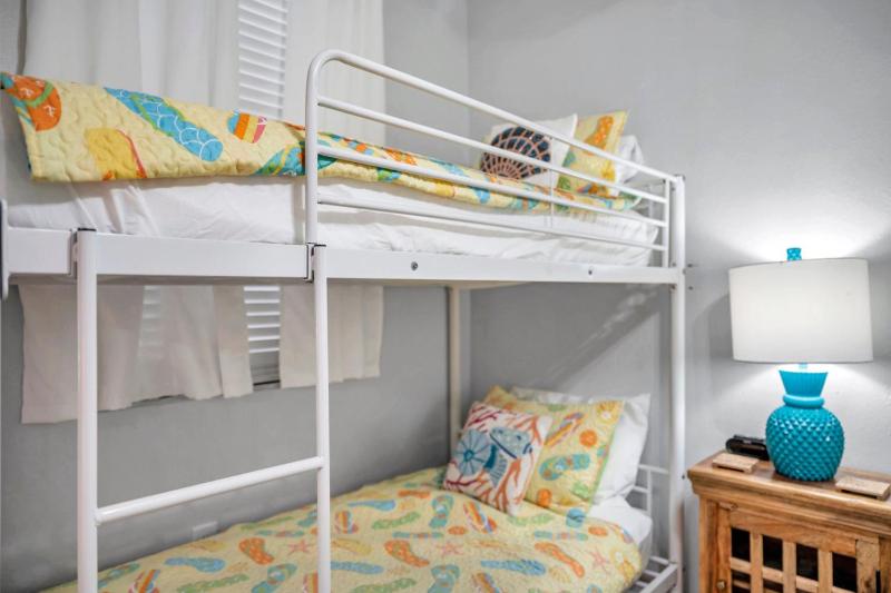 Harborview Grande Unit 207 - image 20
