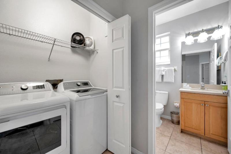 Harborview Grande Unit 207 - image 16