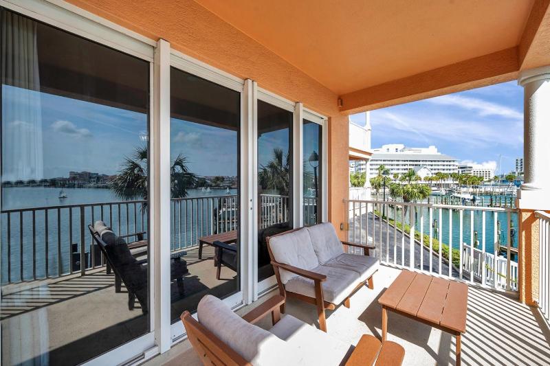 Harborview Grande Unit 207 - image 8