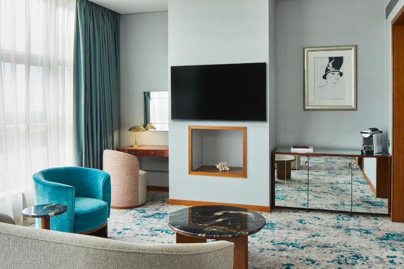 Junior Suite image 3