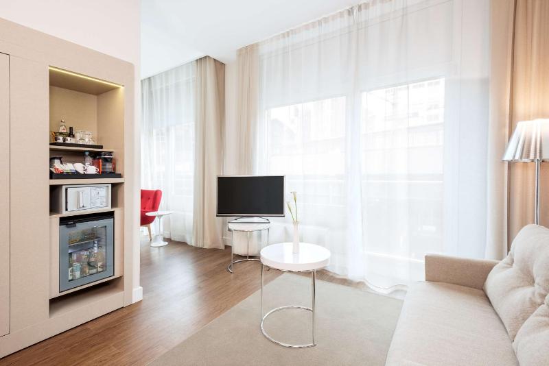 Junior Suite image 1