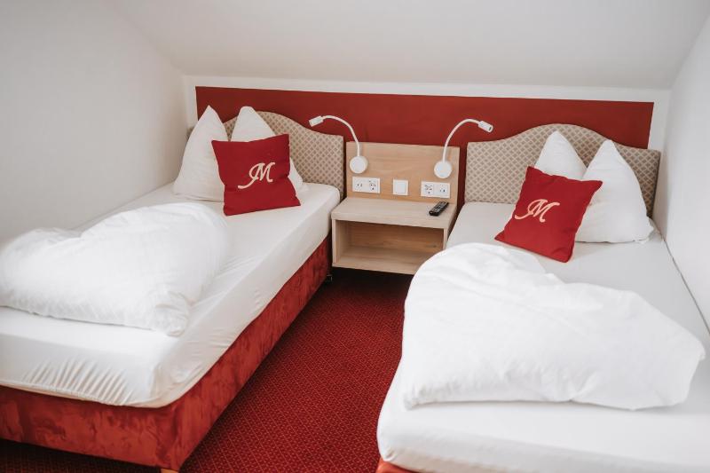 Two-Bedroom Apartment with Balcony image 2