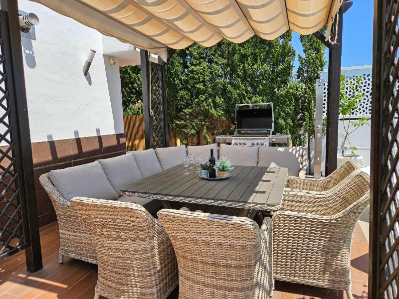 3 bedroom townhouse with private pool - image 50