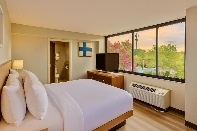 King Room image 1