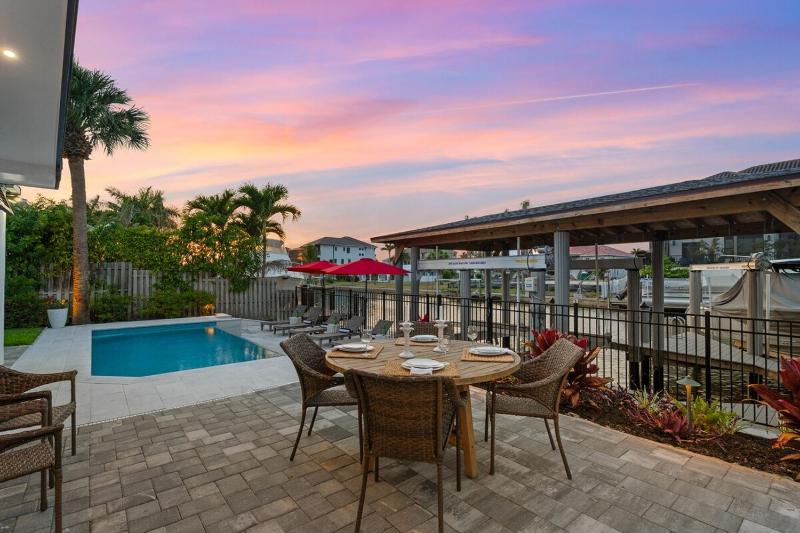 New Listing! Canal Dreaming - Salt Pool - Water View with Dock - image 43