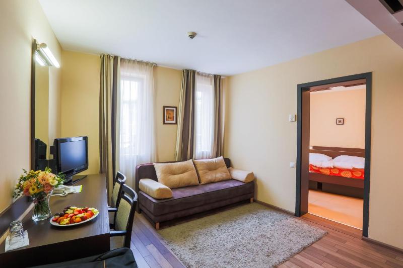 Suite image 2