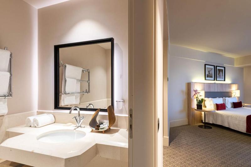 Junior Suite image 3