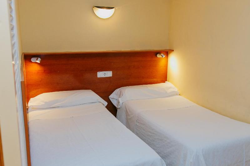 One-Bedroom Apartment (2 Adults) image 4