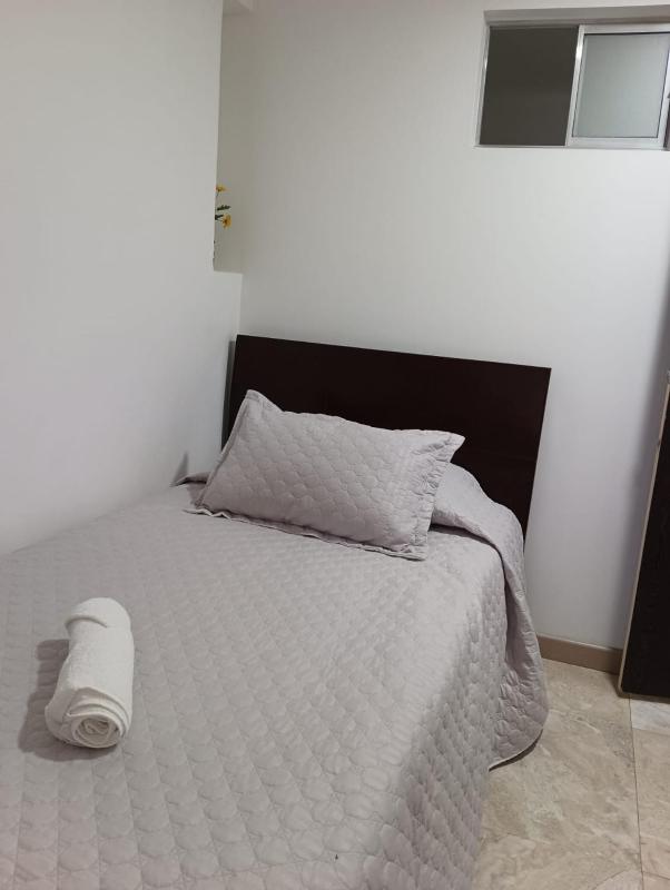 Habitación Privada y Confortable cerca a Centro Mayor y al Centro Histórico - image 7