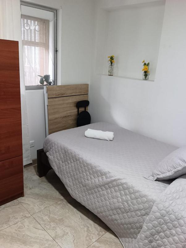 Habitación Privada y Confortable cerca a Centro Mayor y al Centro Histórico - image 4