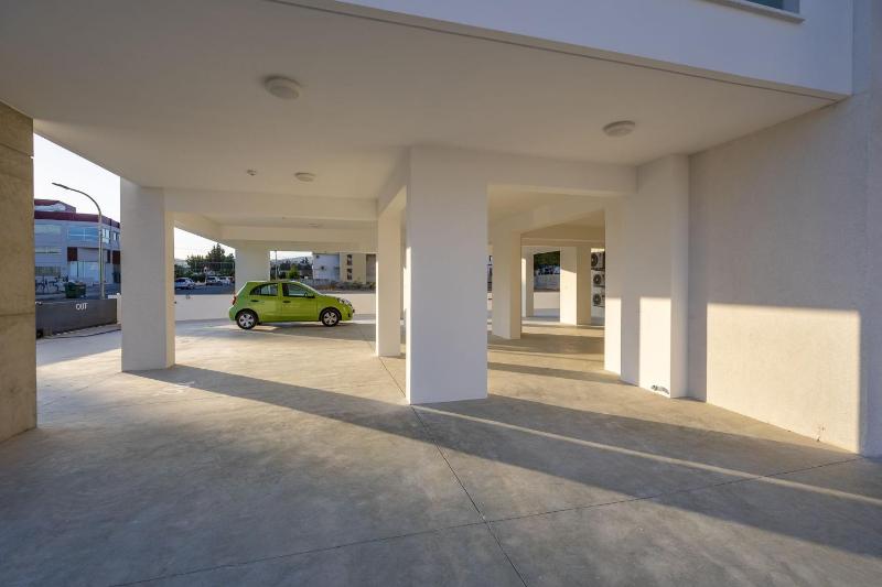 Mulberry Court Premium Apartments - image 13