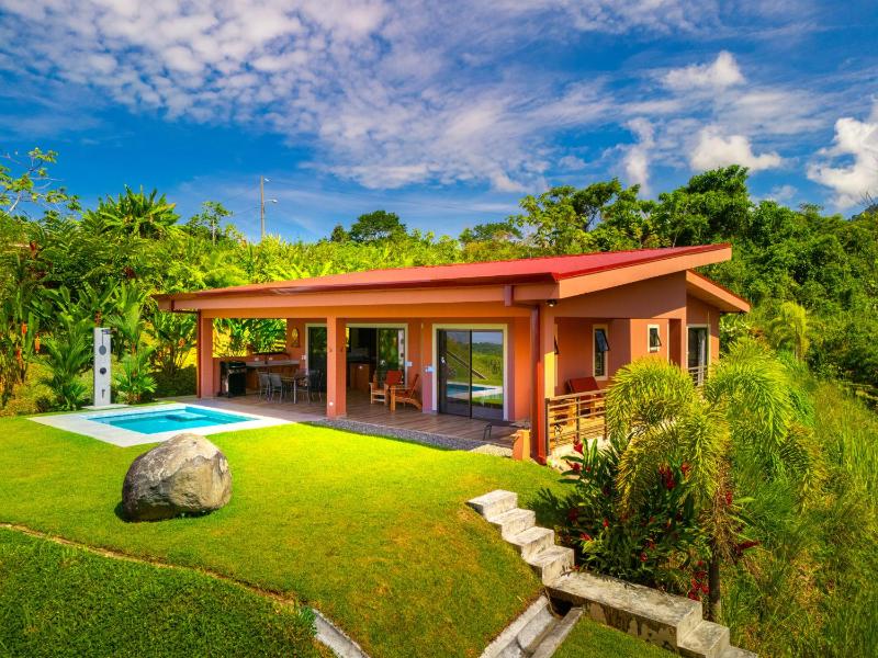 Villa Roca Ocean to Mountain Views - by Pura Villas - image 16