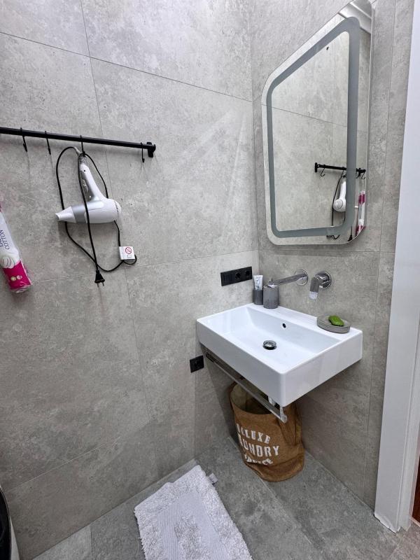 Loft Apartment Pechersk near Botanical - image 7