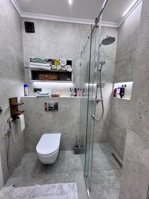 Loft Apartment Pechersk near Botanical - image 8