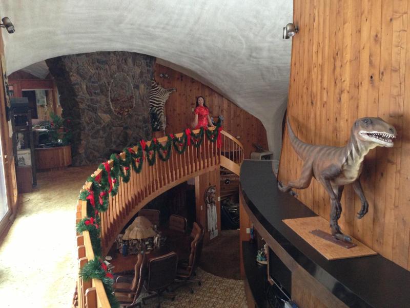 Deluxe King Suite image 3