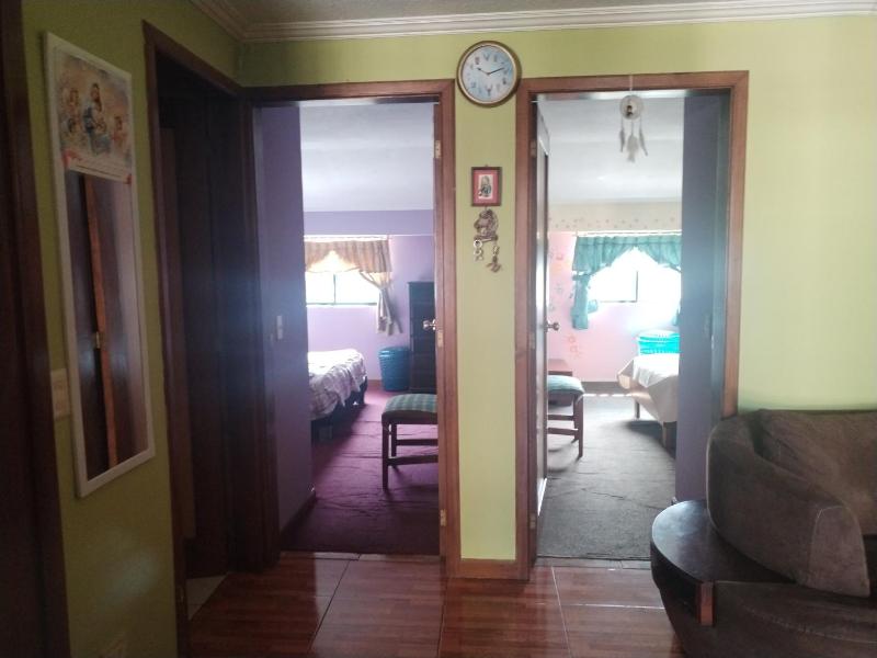 Comodo departamento amoblado - image 4