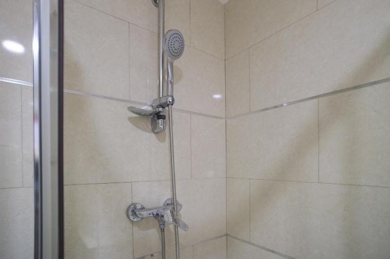 Triple Room image 2