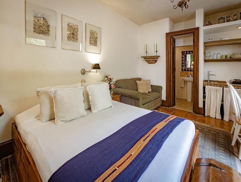 El Solar Apartamentos - image 6