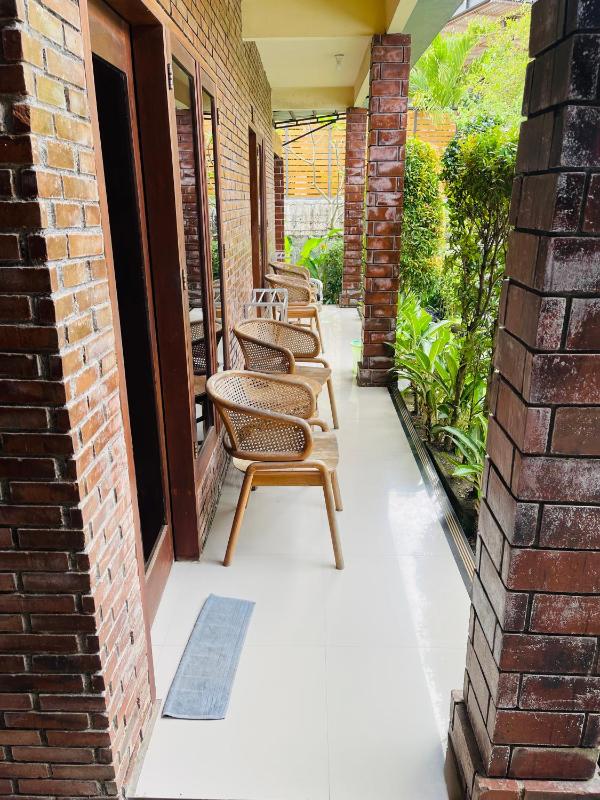 Dicky Guest House 2 Batu Bolong - image 10