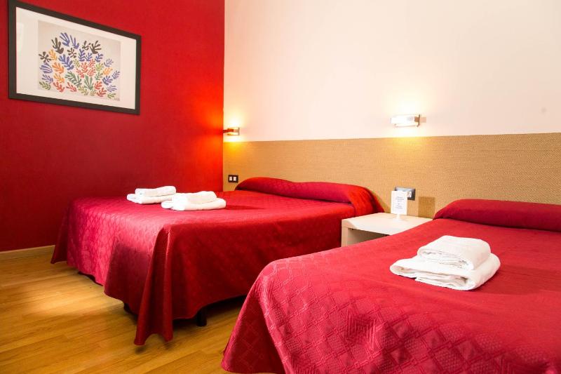 Double Room with Extra Bed image 4